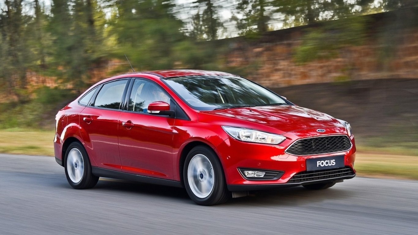 Ford Focus III хетчбек с автоматом