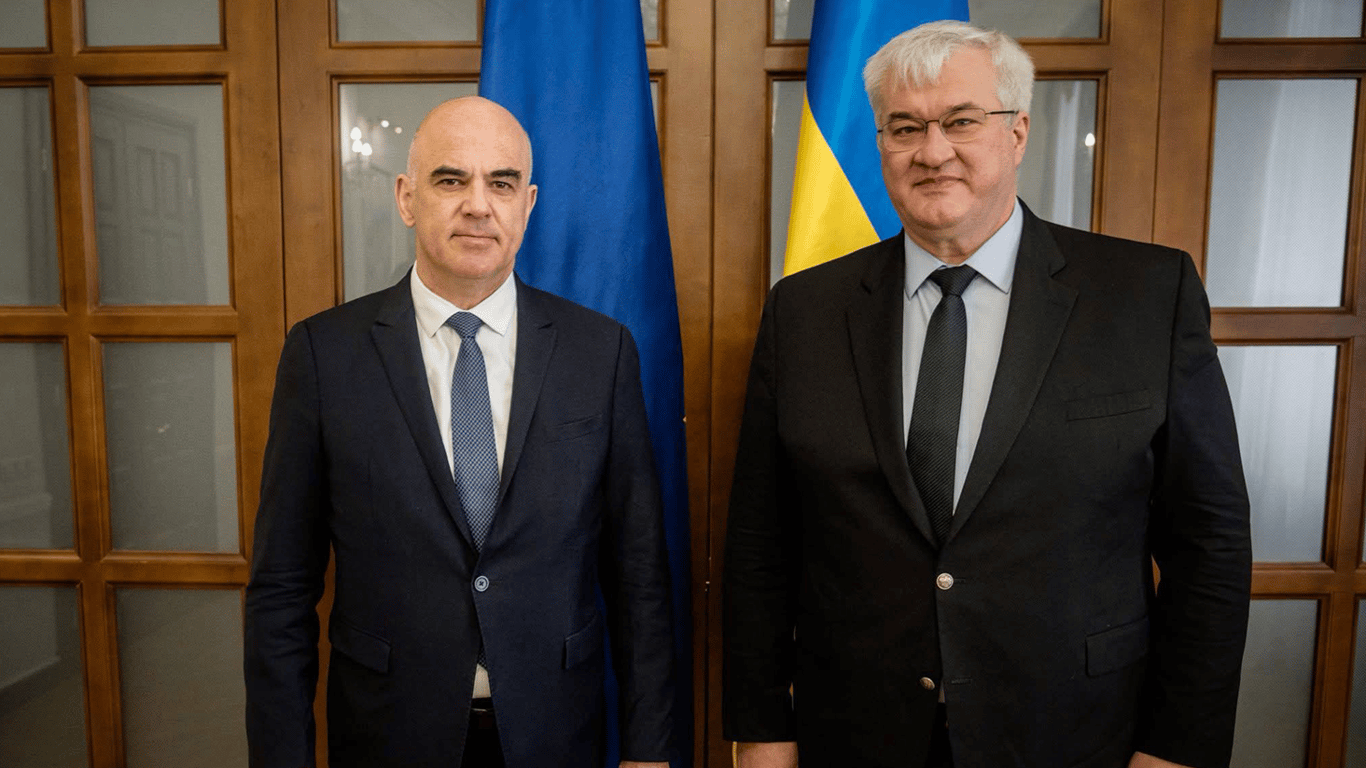 Ален Берсе у Києві обговорює стійкість
