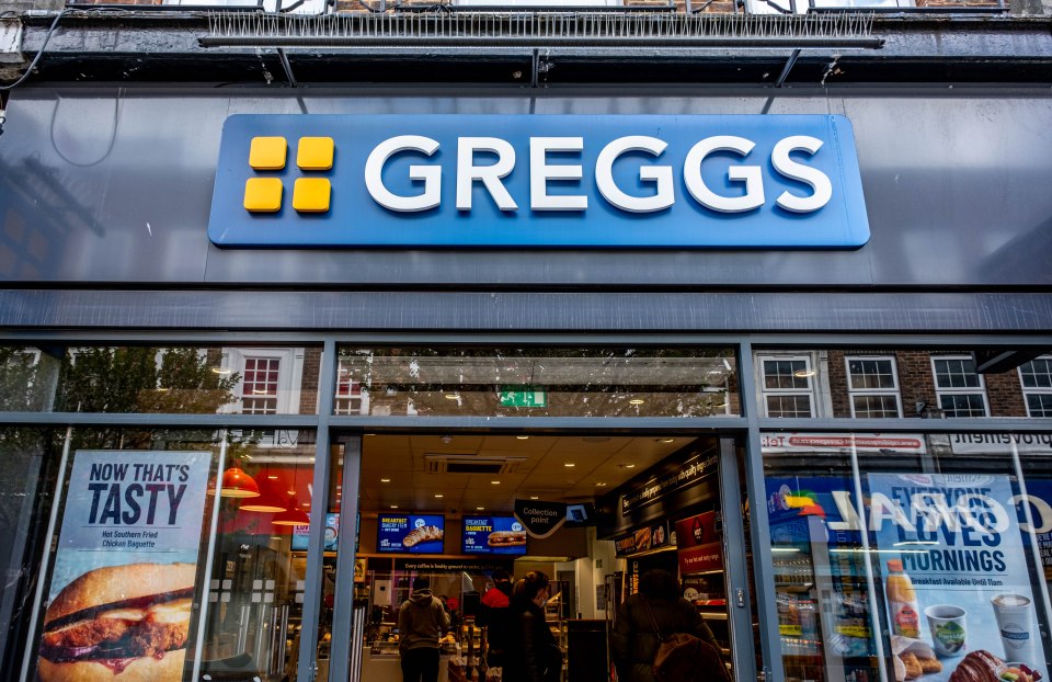 Greggs запускає Grab Bags в Україні: як отримати їжу за £2,99