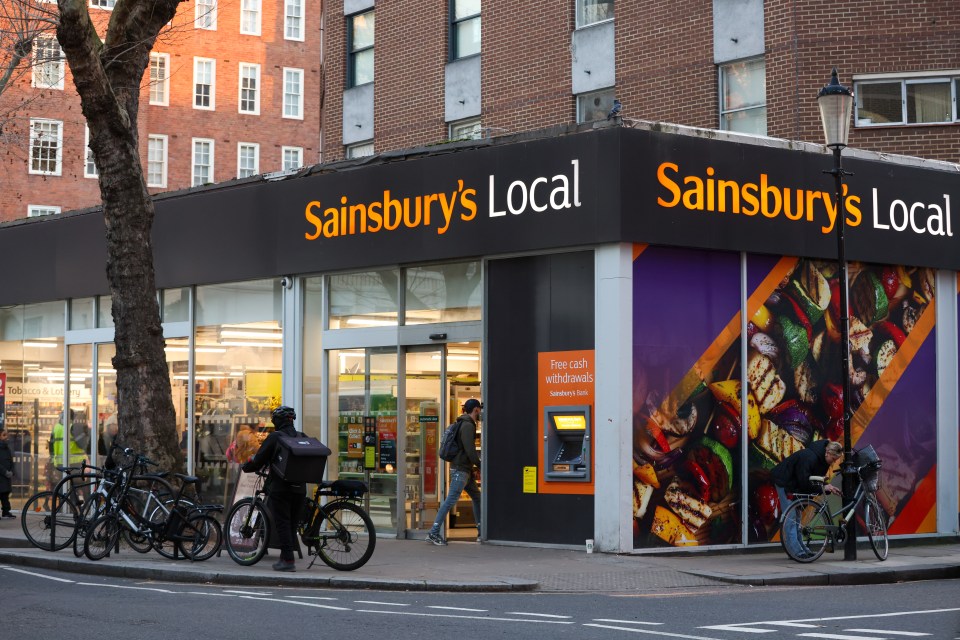 Розпізнавання облич у супермаркеті Sainsbury’s
