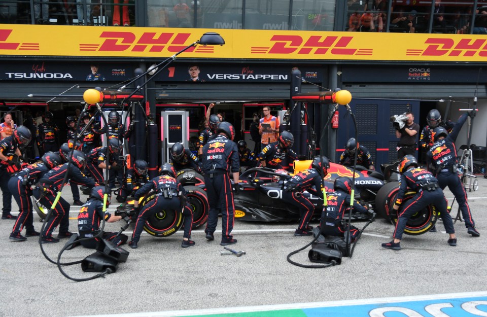 Były mechanik Red Bulla ujawnia rzeczywiste zarobki w Formule 1: Liczby szokują