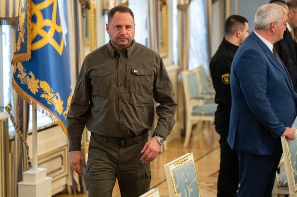 Чорновол та Єрмак на службі