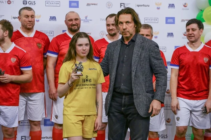 Były piłkarz Mostowy w bazie „Mirotworca”: powód – propaganda wojny
