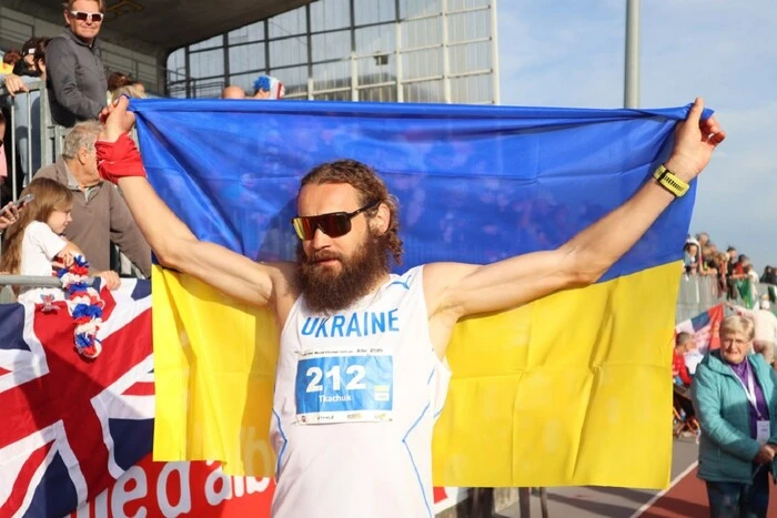 Українець Андрій Ткачук став чемпіоном світу з добового бігу: подолав 294 км