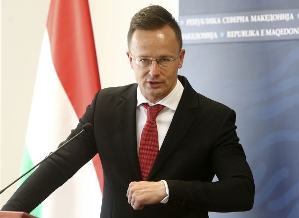 Венгерский министр обвинил украинскую сторону в давлении на теннисистку перед матчем