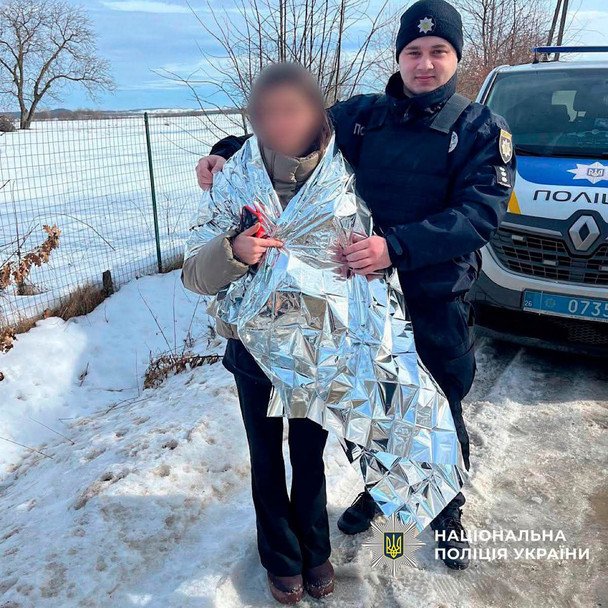 Поліція Чернівців знаходить дівчину
