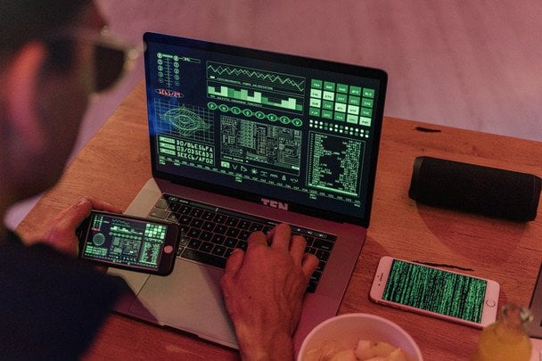 Rosyjscy cyberprzestępcy przejęli tysiące kont w Signal – w celowniku urzędnicy i żołnierze