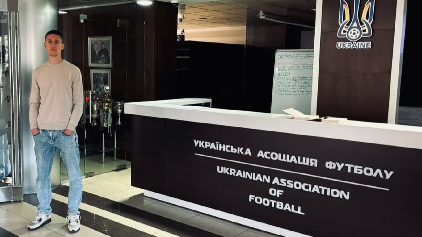 Футболіст отримав право грати за Україну