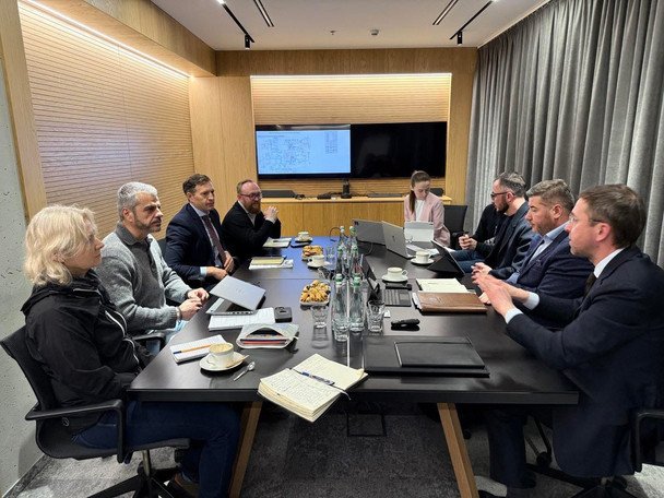 Експерти ЄС перевіряють нафтопровід 