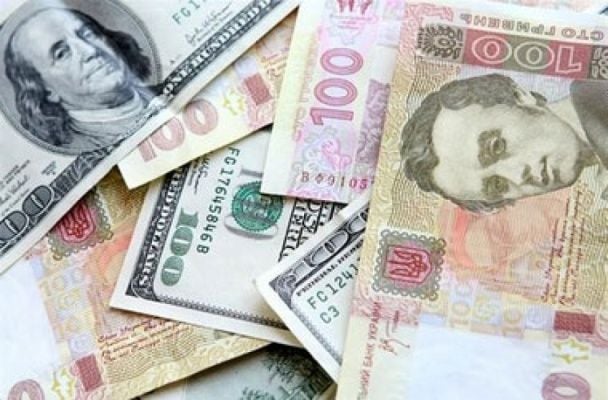 Нацбанк опубликовал курс валют на 8 января: доллар и евро продолжают расти