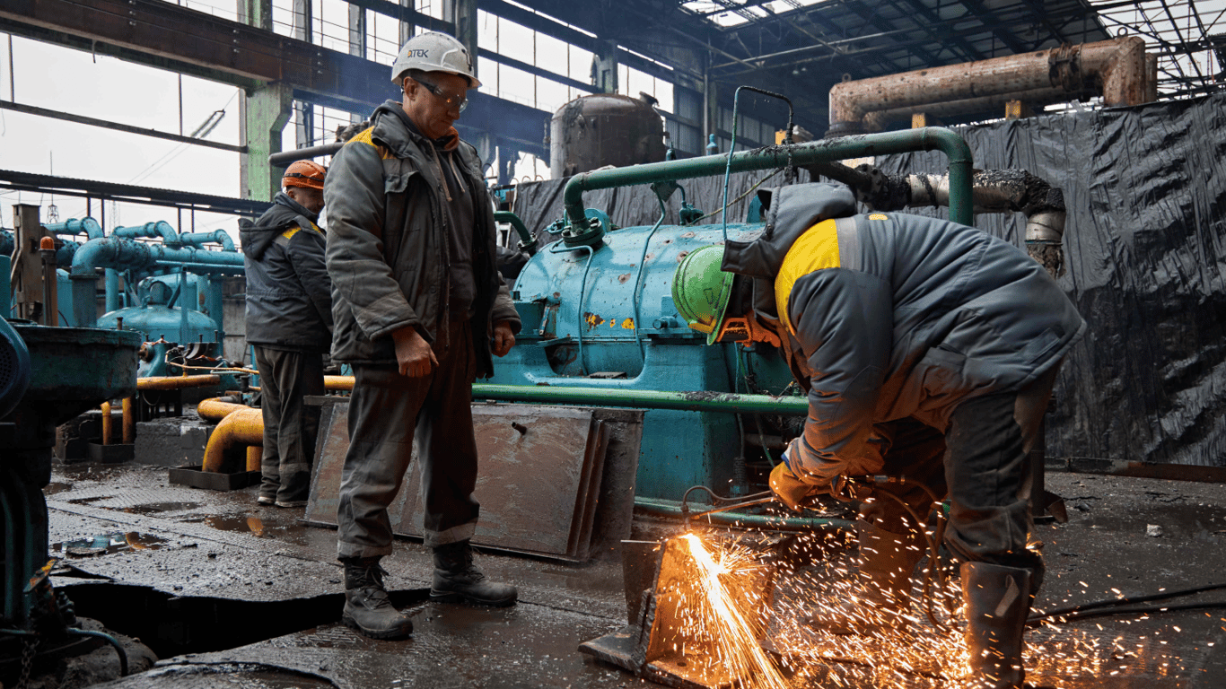 Удар по энергосетям: четыре области Украины остались без электричества