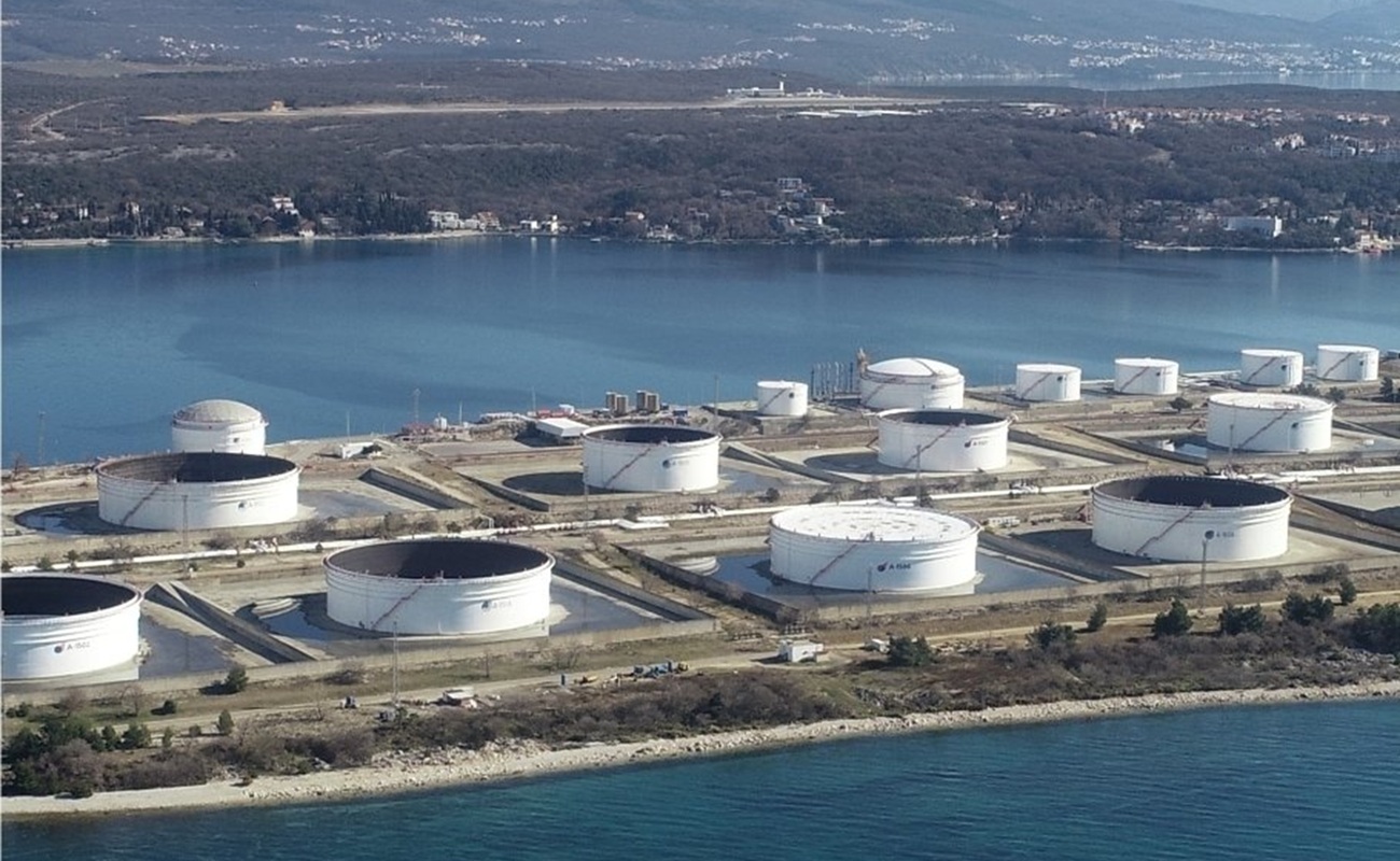 Хорватія відмовляє у транспортуванні російської нафти