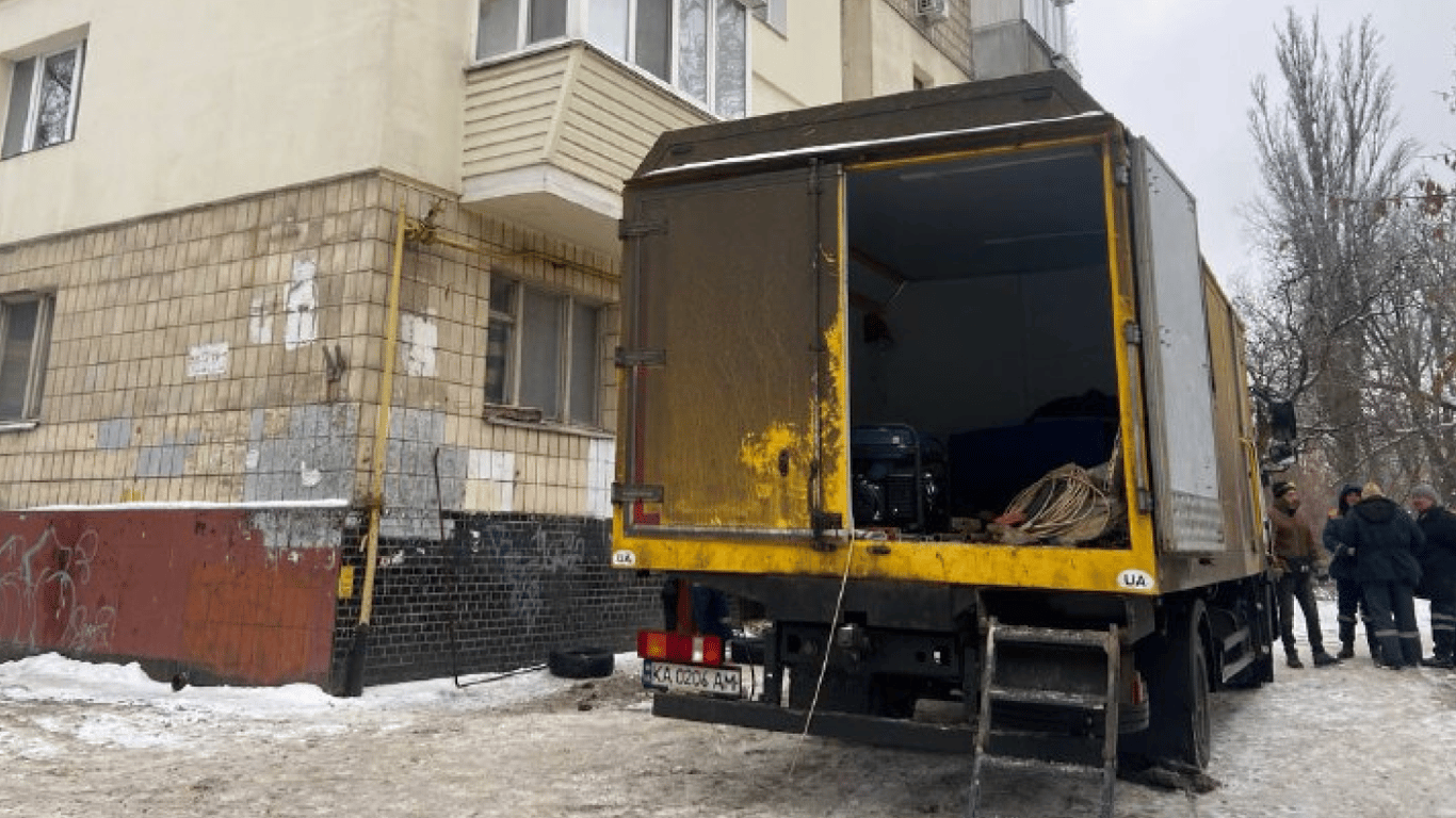 Залізничник відновлює теплопостачання у Києві