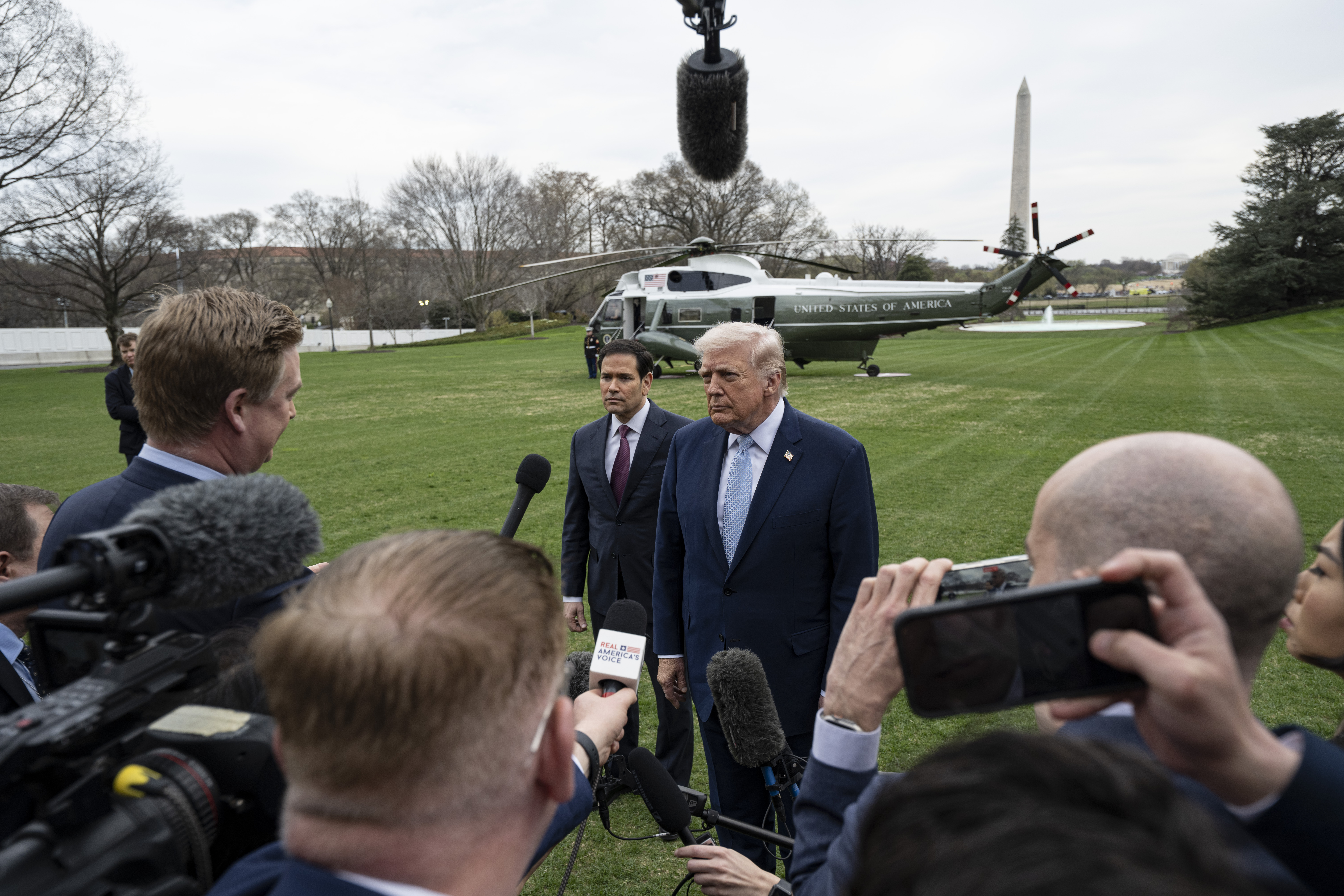 Трамп завершив війну в Ірані