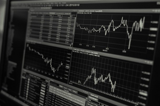 Ukraine's Economy Forecast for 2.5% Growth in 2026 by EBRD, Amidst Ongoing War and Challenges