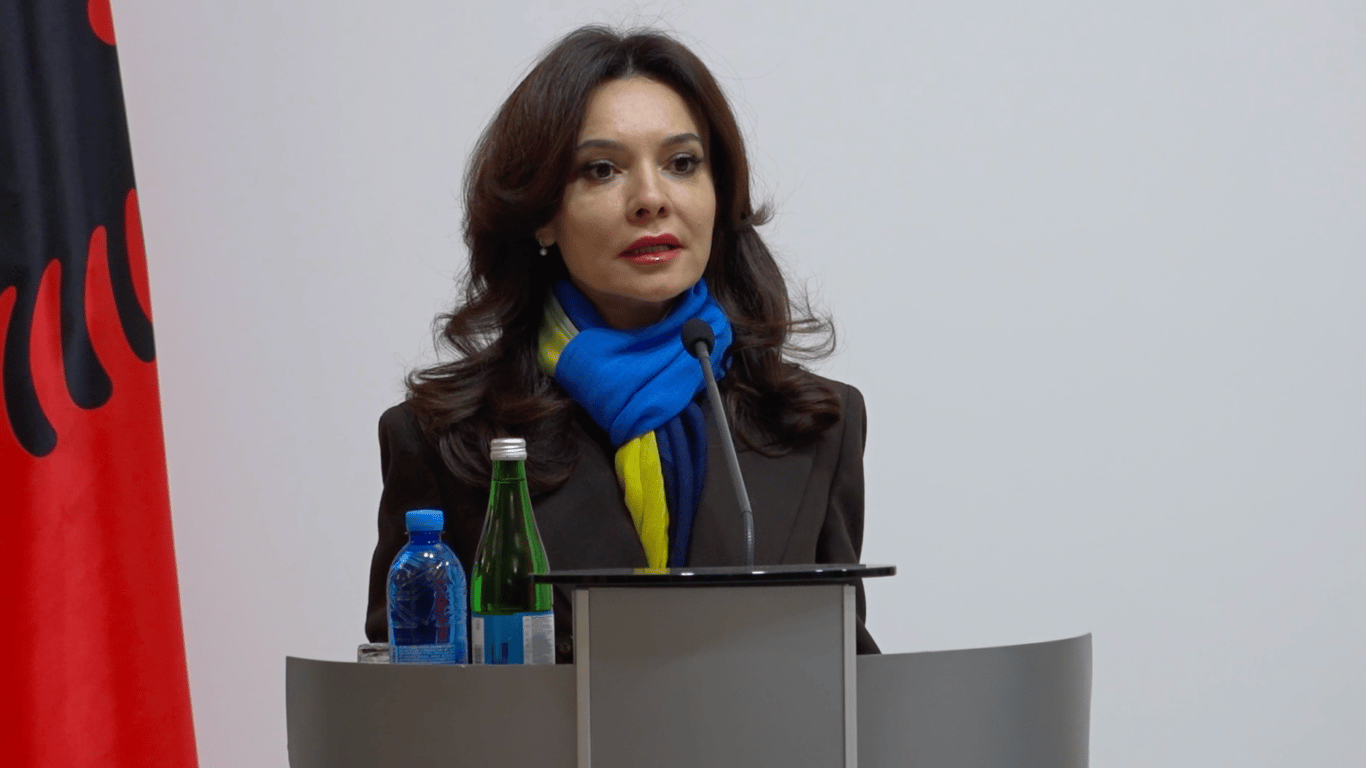 Albanien kündigt 2026-Beitritt zu PURL an und bietet Truppen für die Ukraine an
