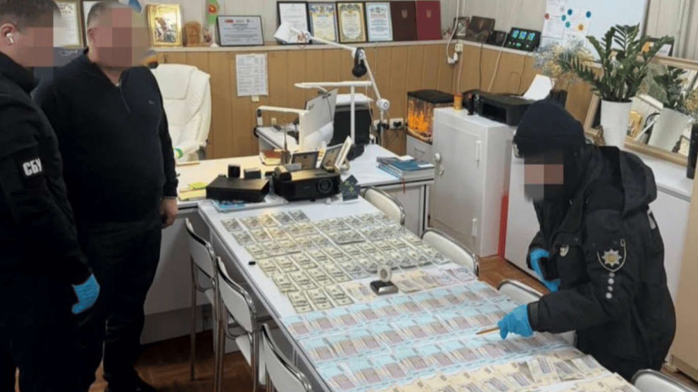 Адвокат та лікарі ухилялися від мобілізації