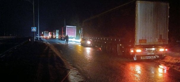 Из-за снегопада в Киеве вводятся ограничения для грузовиков