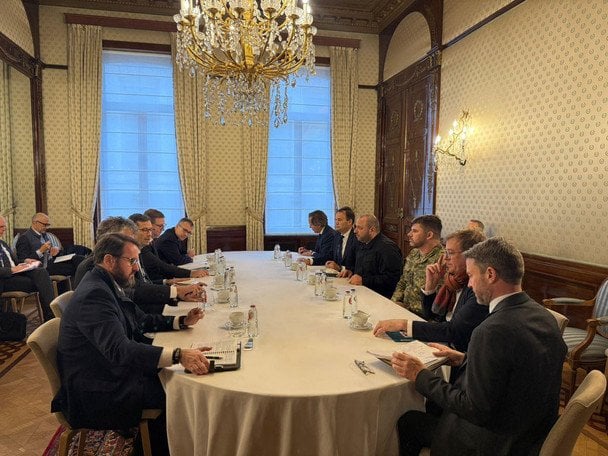 У Брюсселі обговорюють гарантії безпеки для України: ключові деталі зустрічі