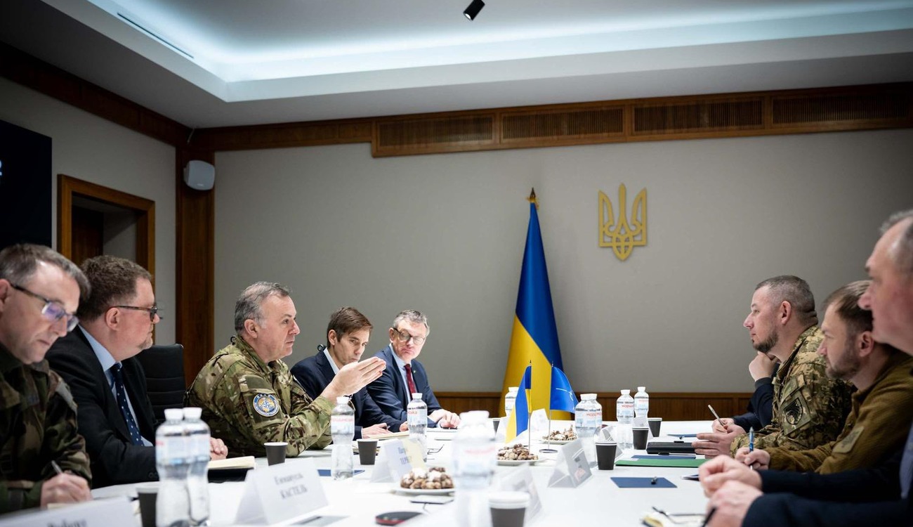 Адмирал Вандье и НАТО в Киеве