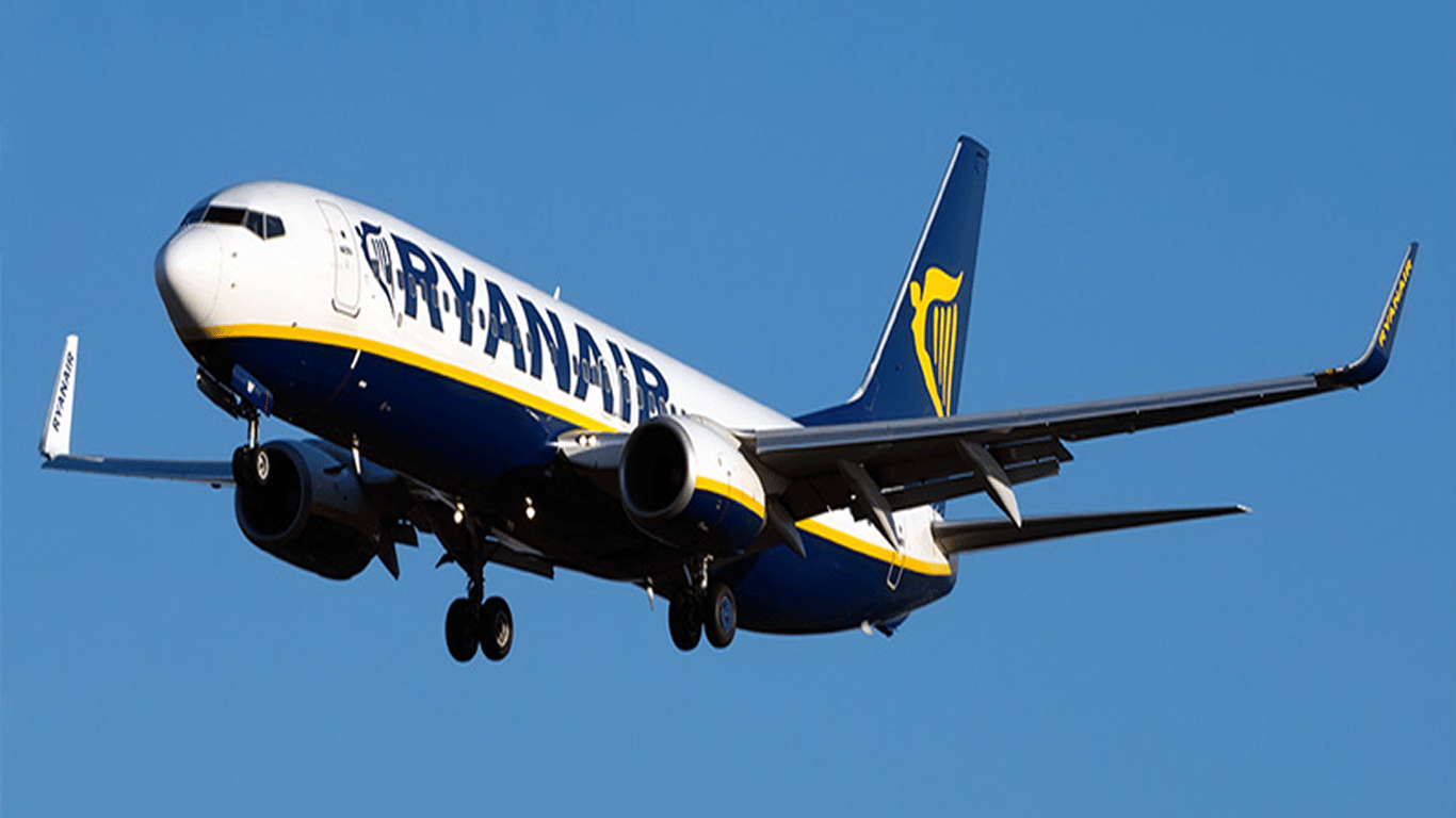 Ілон Маск обговорює купівлю Ryanair