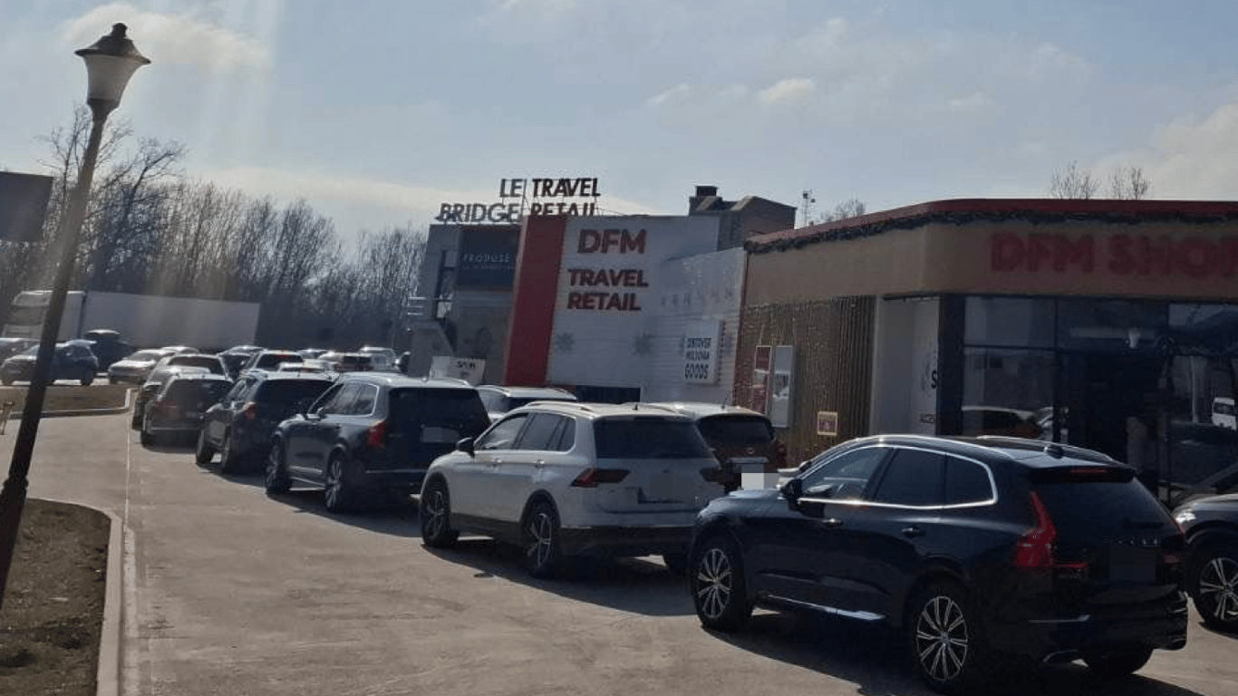 Очередь на границе Одесской области