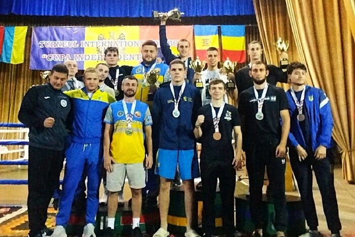 Збірна України з боксу завоювала 10 медалей у Молдові: всі переможці
