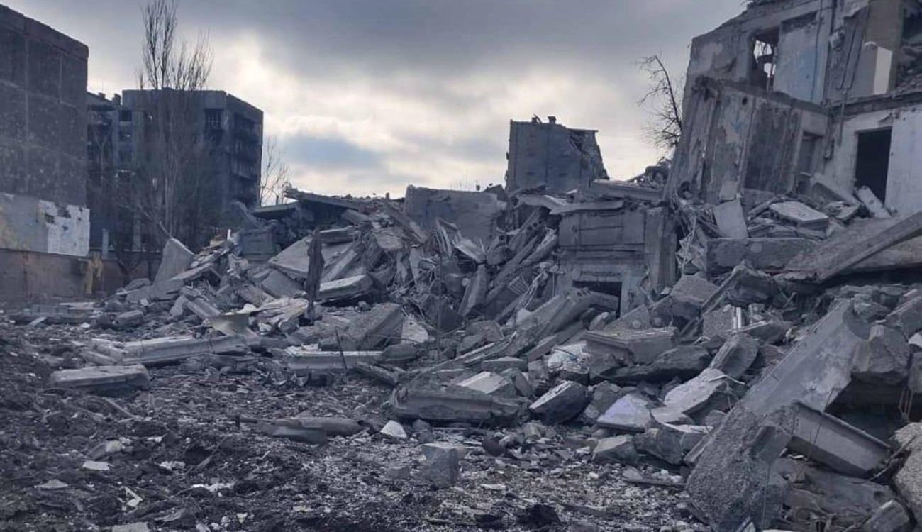 Три жилых дома разрушены в Константиновке после применения авиабомб ФАБ-250
