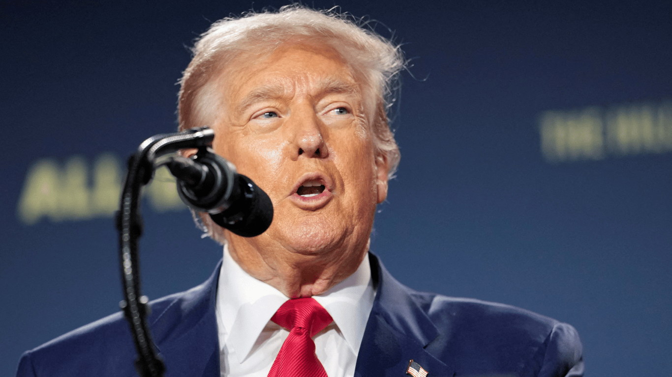 Трамп коментує участь Росії в G8