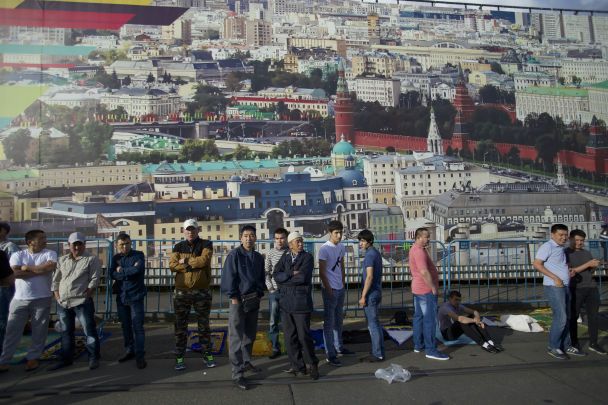 Rosja wprowadza cyfrowy profil dla migrantów: jakie dane będą zbierane od 2026 roku