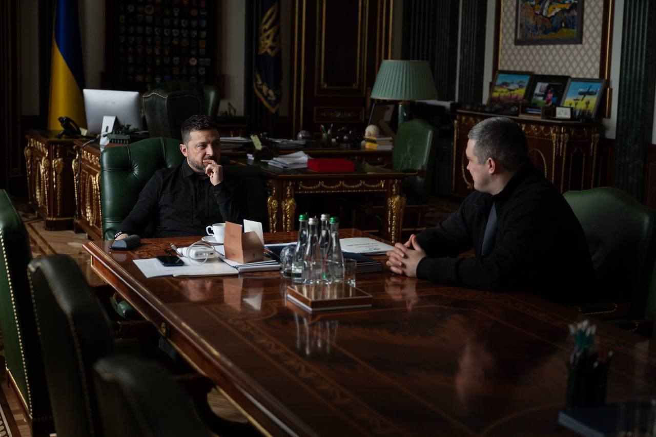 Prezydent nie wyciągnął wniosków z przypadku Załużnego: komentarz po dymisji Fedorowa
