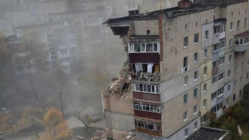 Взрыв газа в Хмельницком: разрушены три этажа, есть пострадавшие