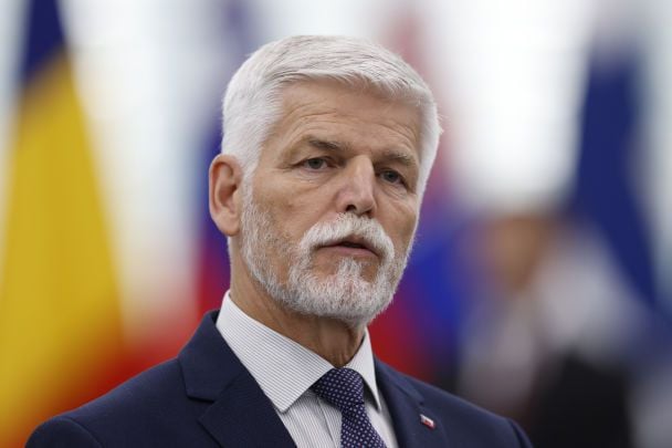 Tschechiens Präsident Pavel zu Kritik an Flugzeuglieferungen: Verhandlungen laufen seit einem halben Jahr