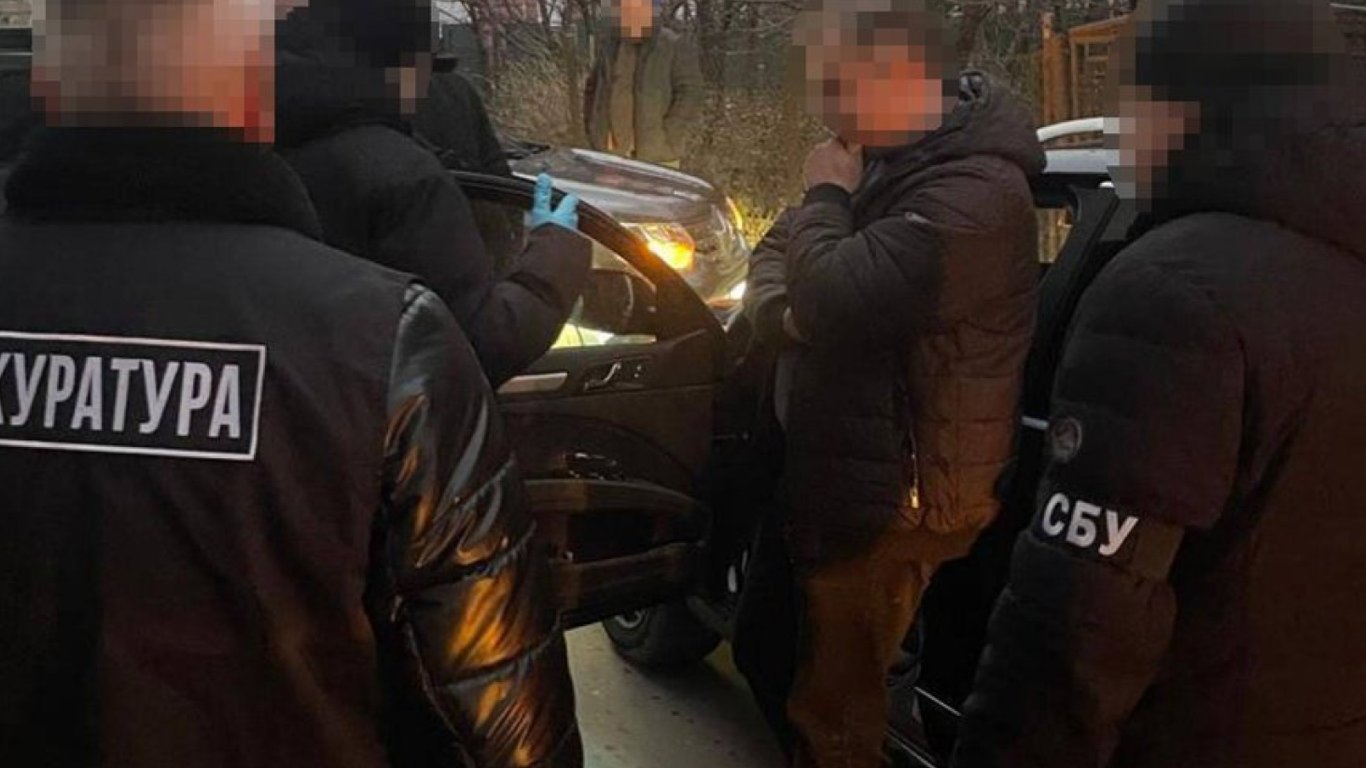 Суд грозит организаторам переправы за 13 тысяч долларов: детали задержания