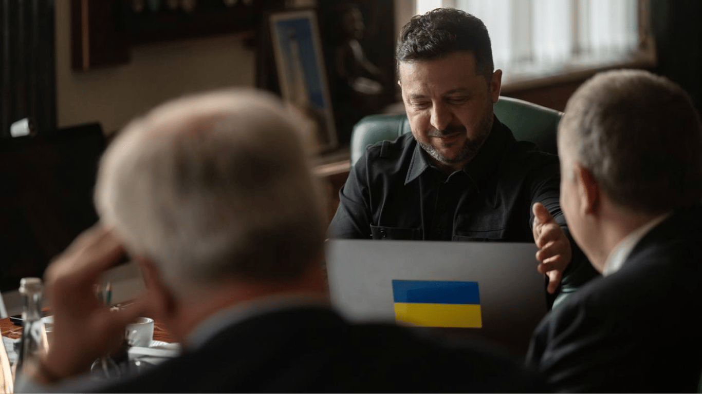 Зеленський дякує Латвії за внесок