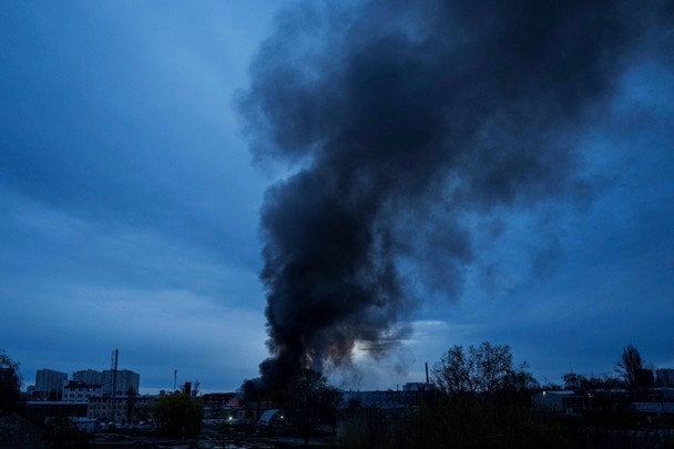 ЗСУ атакують нафтопереробний завод