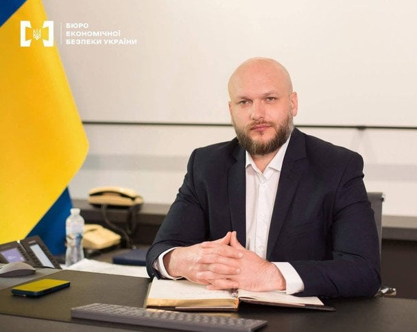 BEB zamknął fabryki tytoniowe i stacje paliw: wyniki szerokich przeszukań