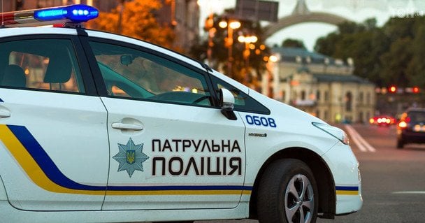 Стрельба по военному автомобилю