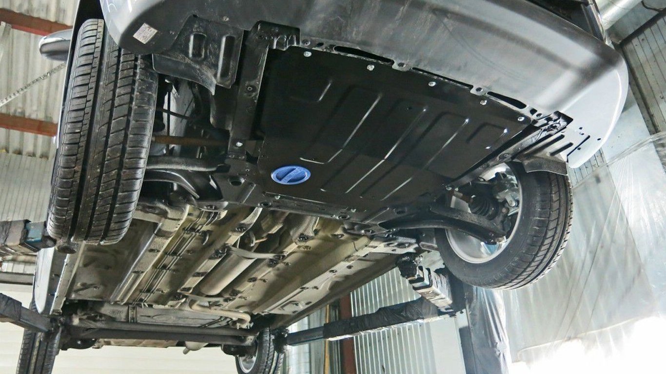 How a Metal Skid Plate Can Compromise Your Car's Engine and Safety