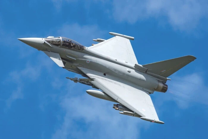 Велика Британія відправить винищувачі Typhoon до Польщі: деталі місії НАТО