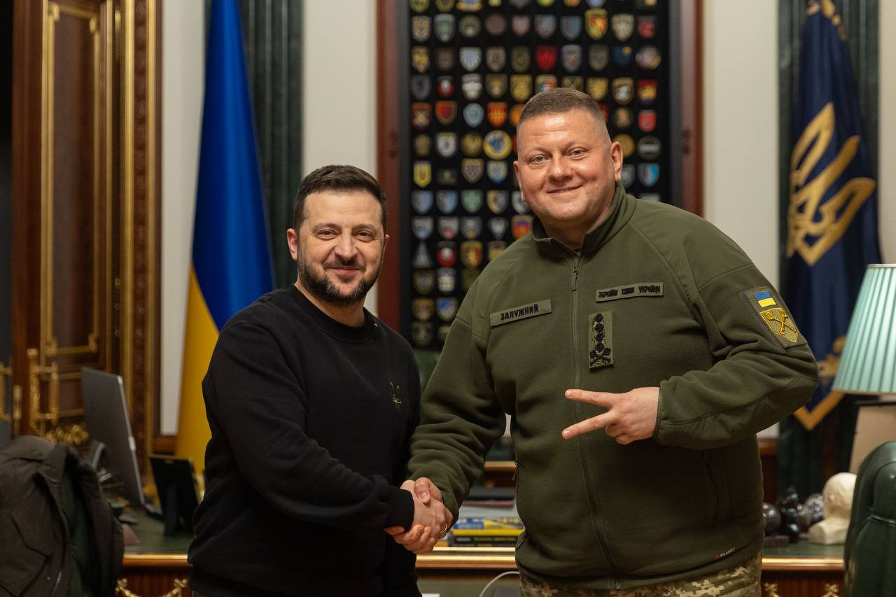 Zaluzhnyi surpasses Zelenskyi in ratings