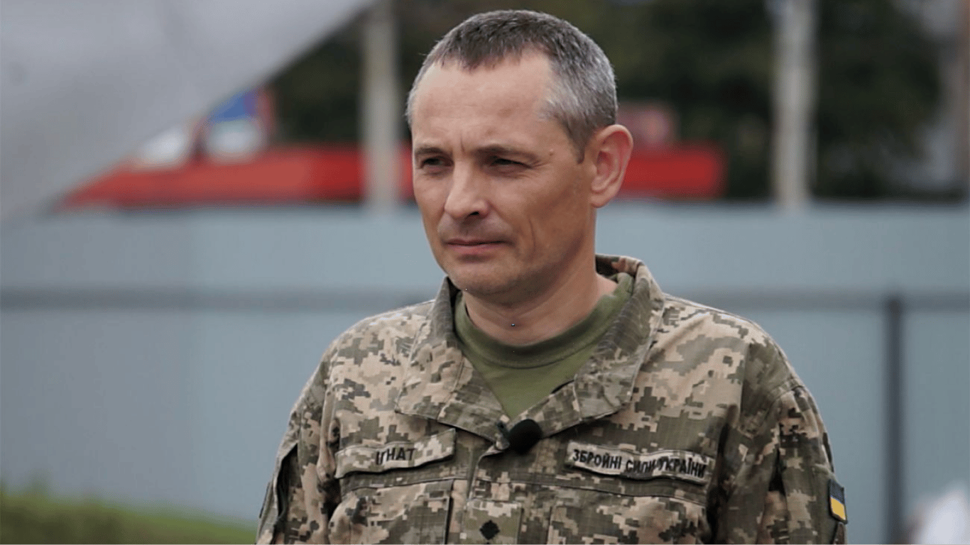 Пошкоджена історична будівля у Львові