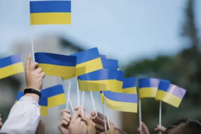Опитування КМІС: 41% українців готові воювати стільки, скільки буде потрібно