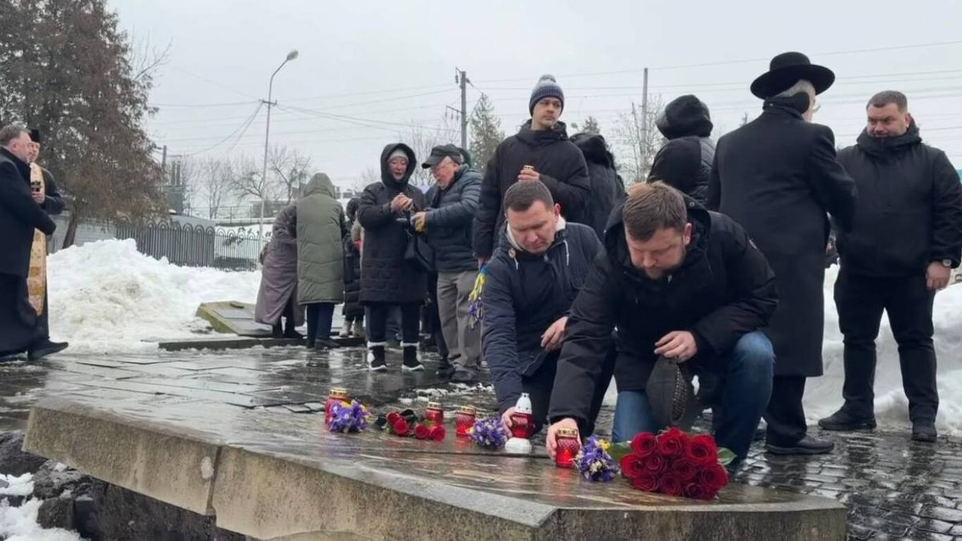 Вшанування пам'яті жертв Голокосту