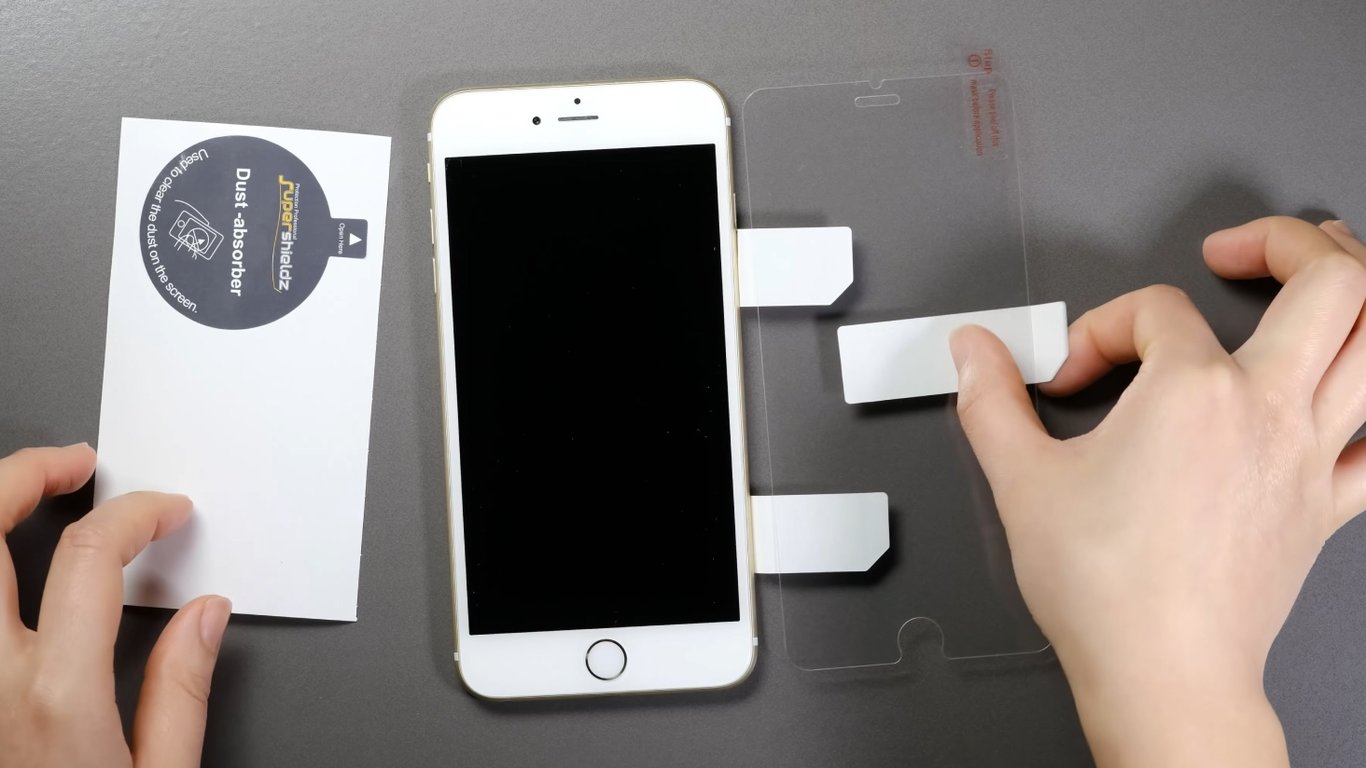 Are Screen Protectors Becoming Obsolete? The Evolution of Smartphone Displays