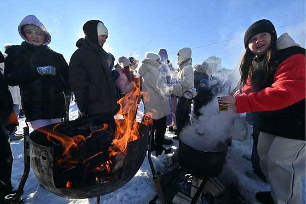 Extremfrost legt Heizungen lahm: 200 Gebäude in Kiew ohne Wärme