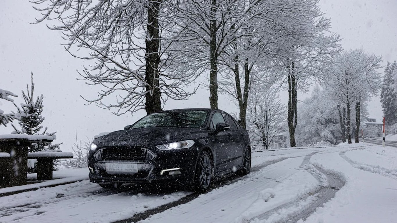 Почему Ford сворачивает производство седанов для американского рынка?
