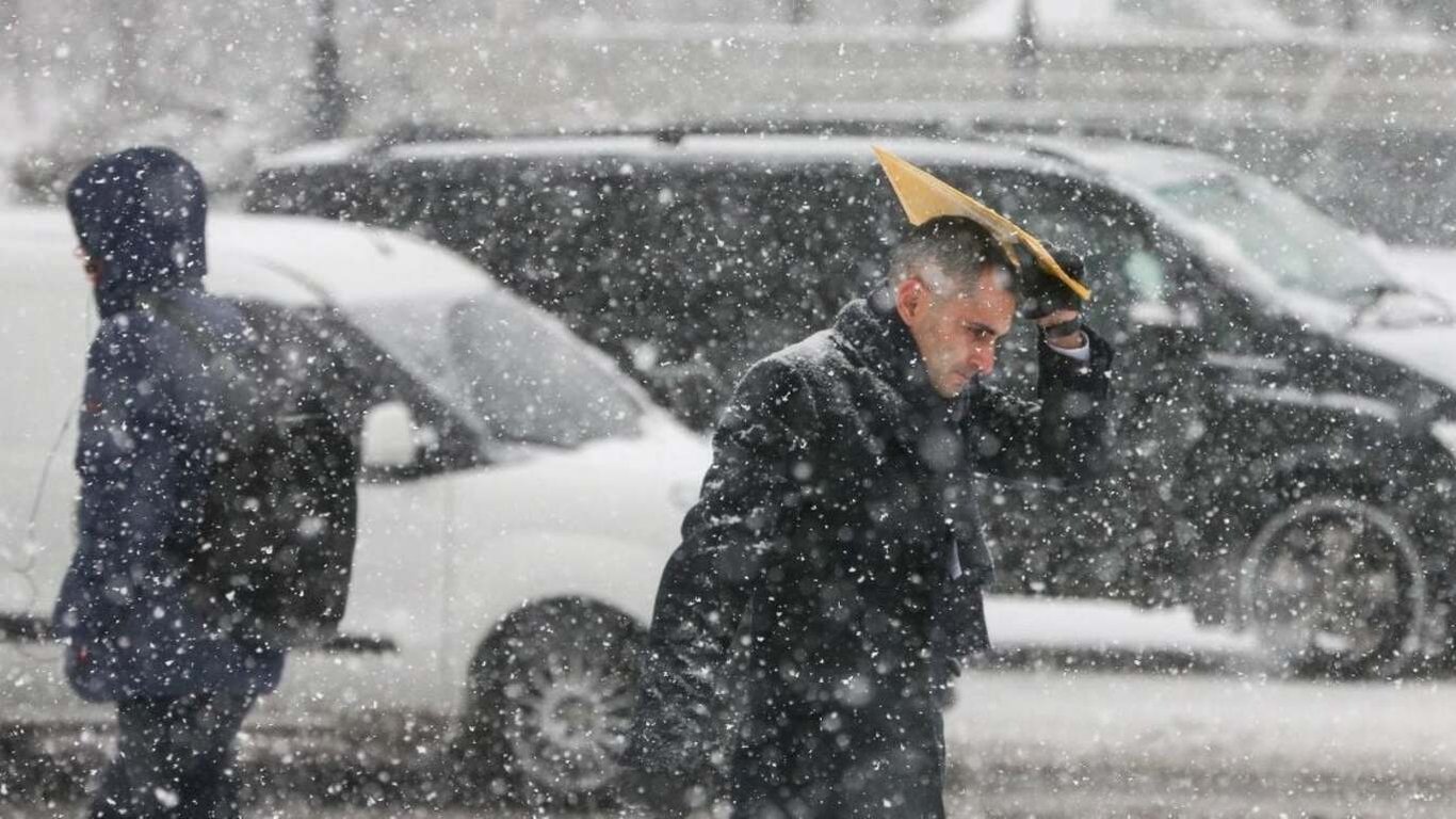 Мокрый снег и дождь по Украине