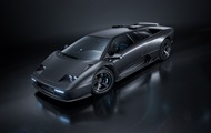 Eccentrica presents a track package for the Lamborghini Diablo: only 19 units