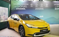 Toyota created a Prius on ethanol: CO2 emissions reduced by 90%